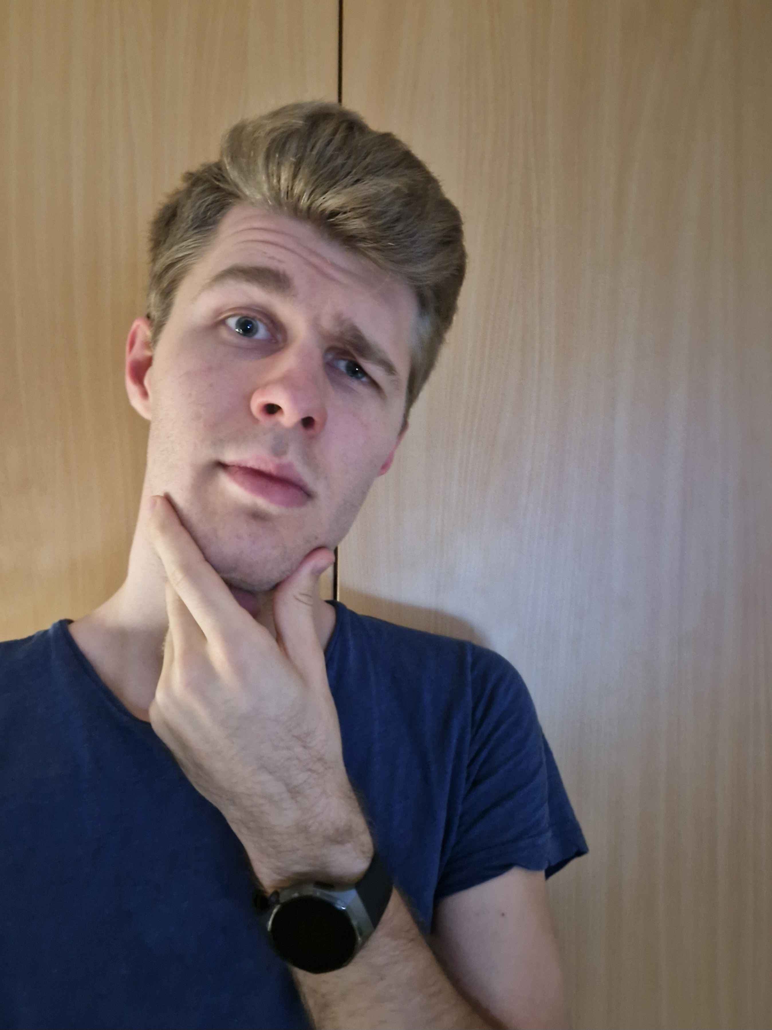 flolwaq, Mid